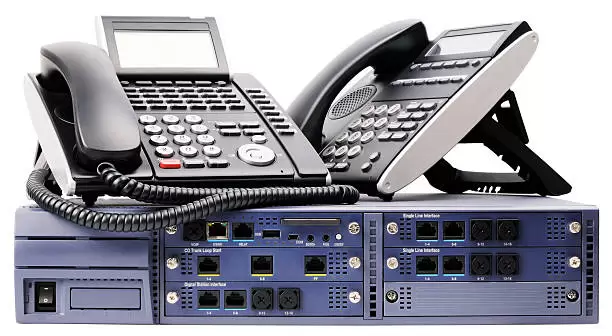 Explicación detallada de cómo un PBX virtual mejora la comunicación empresarial